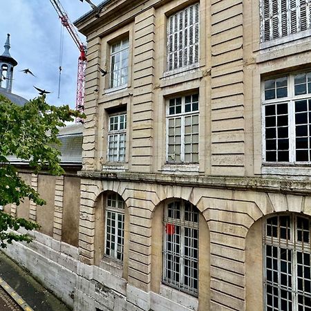 Gerard, Appartement Central Avec Parking Prive Rouen Zewnętrze zdjęcie